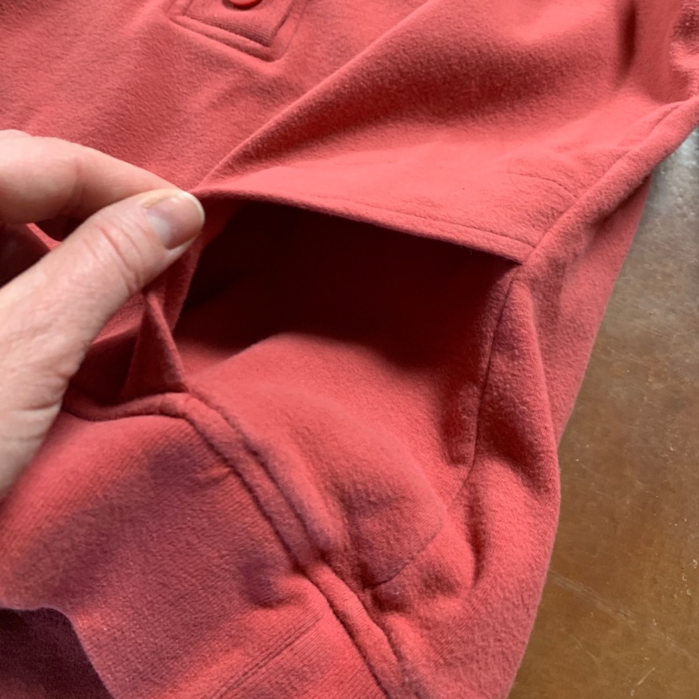 Banana Republic Factory // Sweatshirt - red EUC - Picture 5 of 10